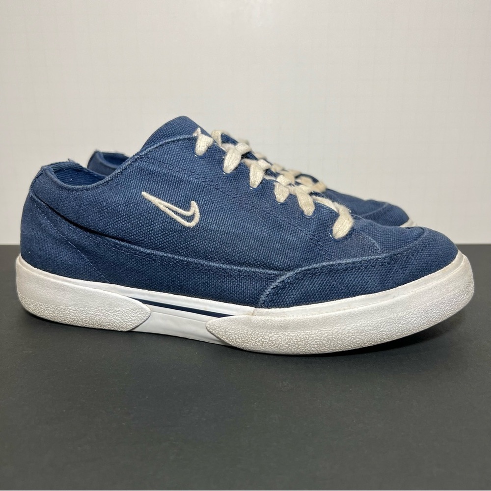 Womens 90s Vintage NIKE GTS Navy Blue Canvas Sneakers / Size 8